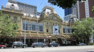 メルボルン　エンターテイメント　シアター