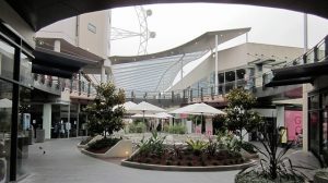 メルボルン　ハーバータウン　アウトレットセンター