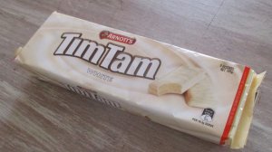 WHITE（ホワイト）