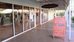 エアーズロックの観光案内所